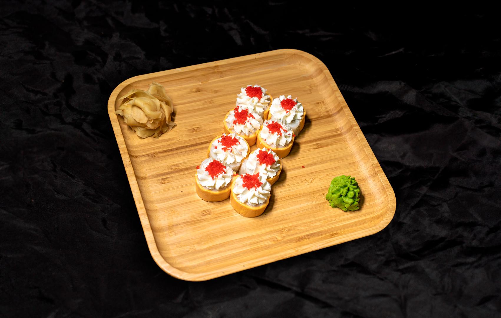 Суши город, Донецк, Новогодние, Сырный ролл