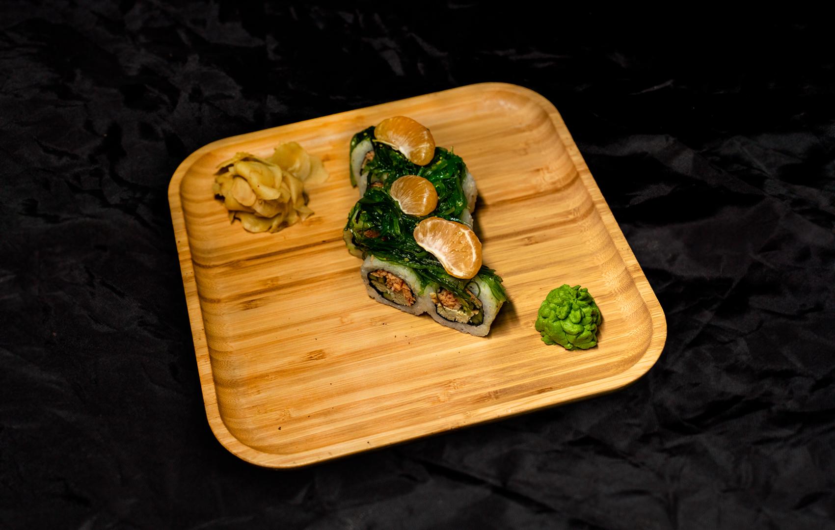 Суши город, Донецк, Новогодние, Калифорния чука-мандарин